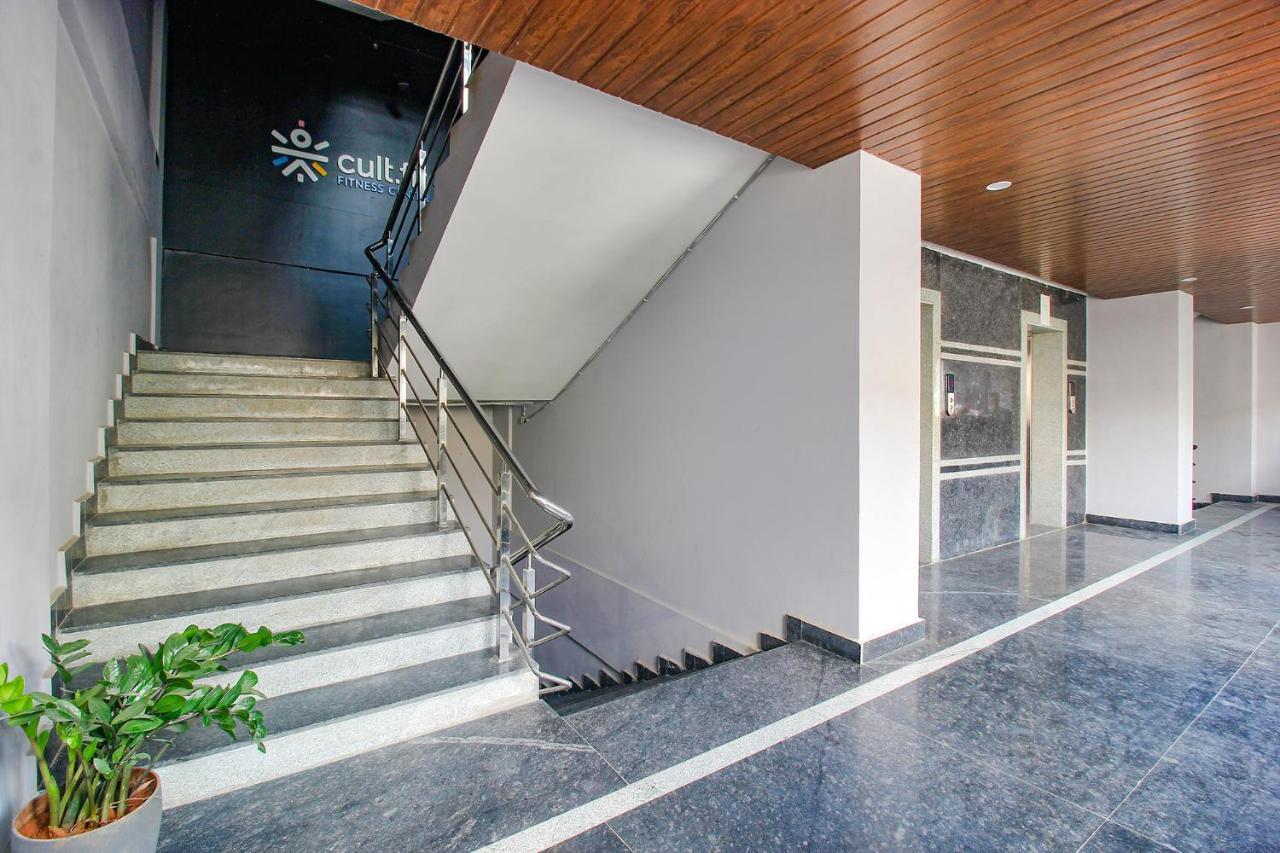 Fabhotel Ssr Fern Suites - 100M From Gsm Mall Madeenaguda Lingampalli Dış mekan fotoğraf