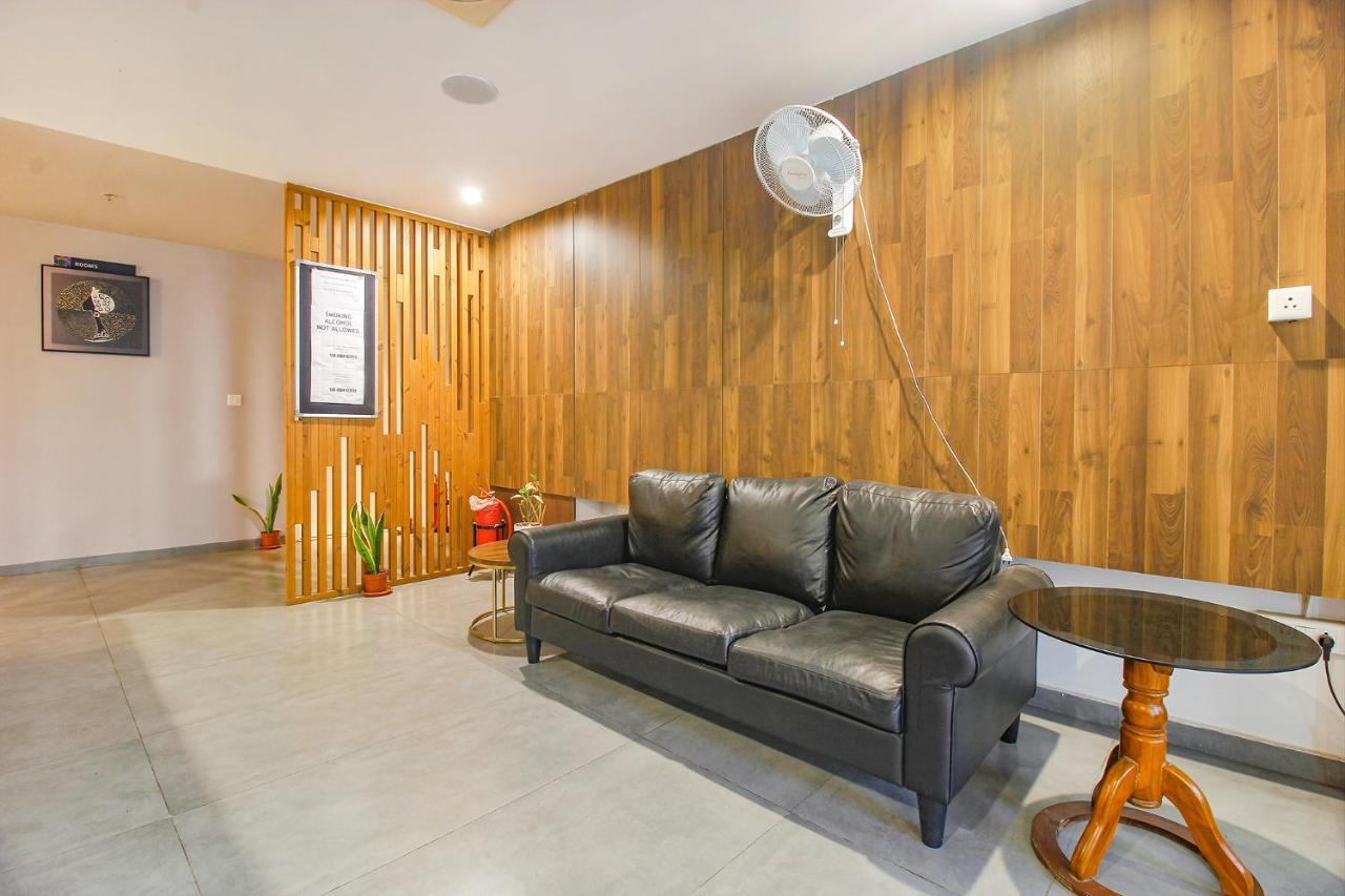 Fabhotel Ssr Fern Suites - 100M From Gsm Mall Madeenaguda Lingampalli Dış mekan fotoğraf