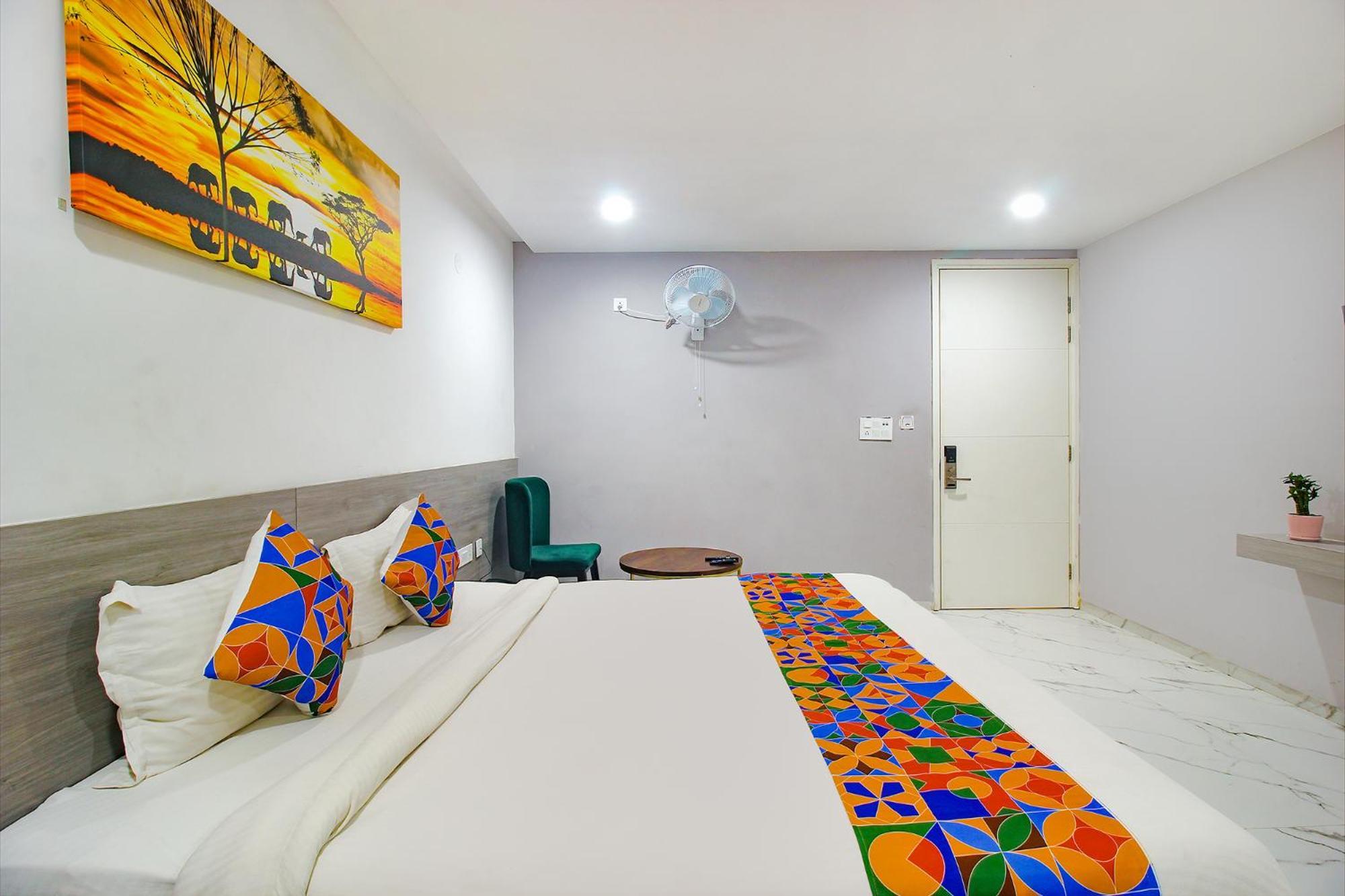 Fabhotel Ssr Fern Suites - 100M From Gsm Mall Madeenaguda Lingampalli Dış mekan fotoğraf